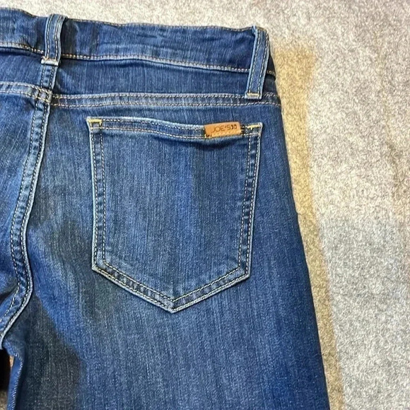 Joe's Jeans, The Icon Mid Rise Skinny. Size  26. - Picture 5 of 13